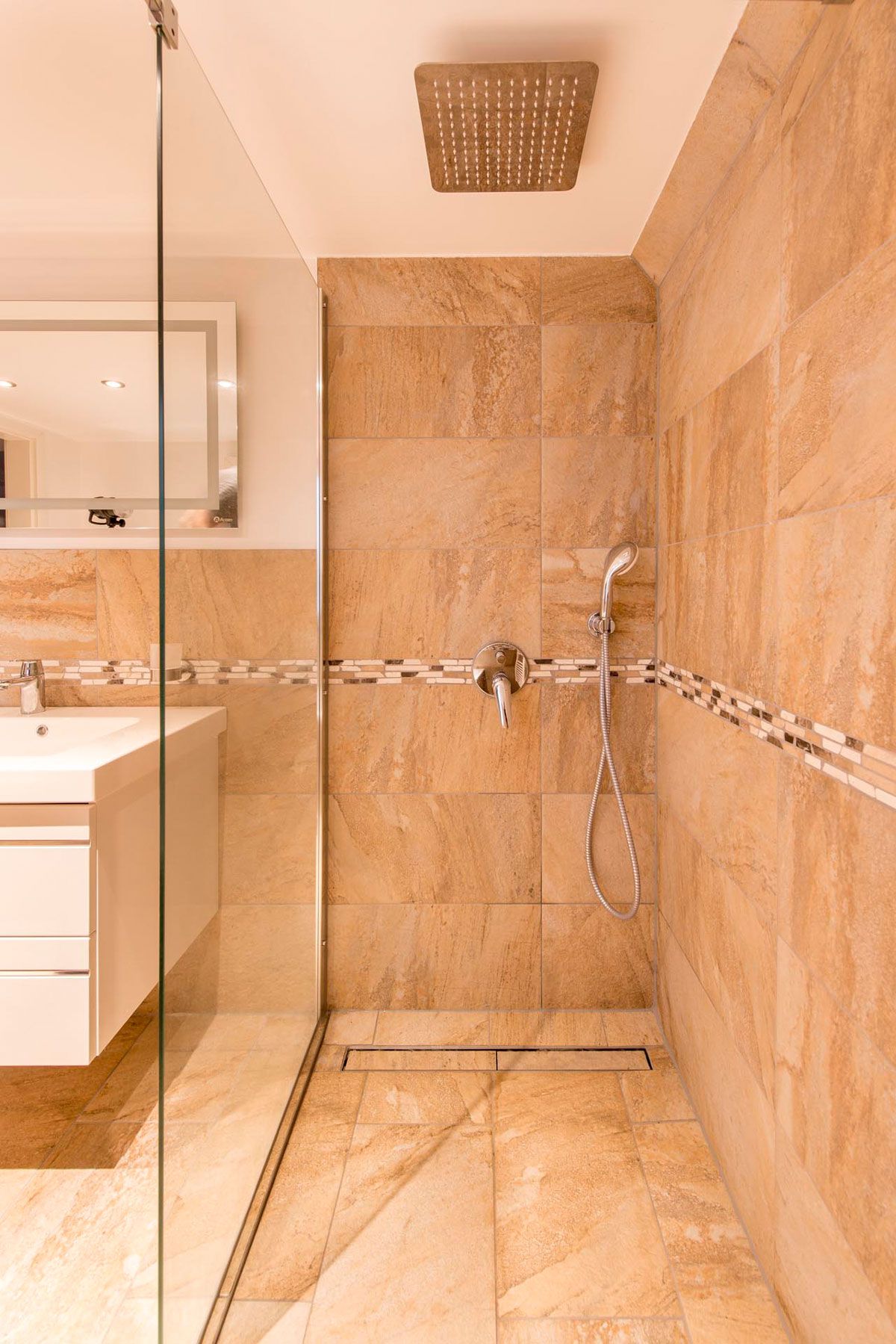 Wohlfuhloase Kleines Bad Fliesenleger Erkelenz Mund Fliesen Design